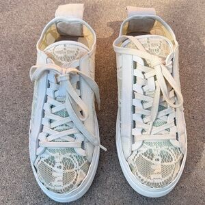 Chloé Lauren Low Top Round Toe Lace Comfort Sneaker Mild Beige Women EU 37 Spain